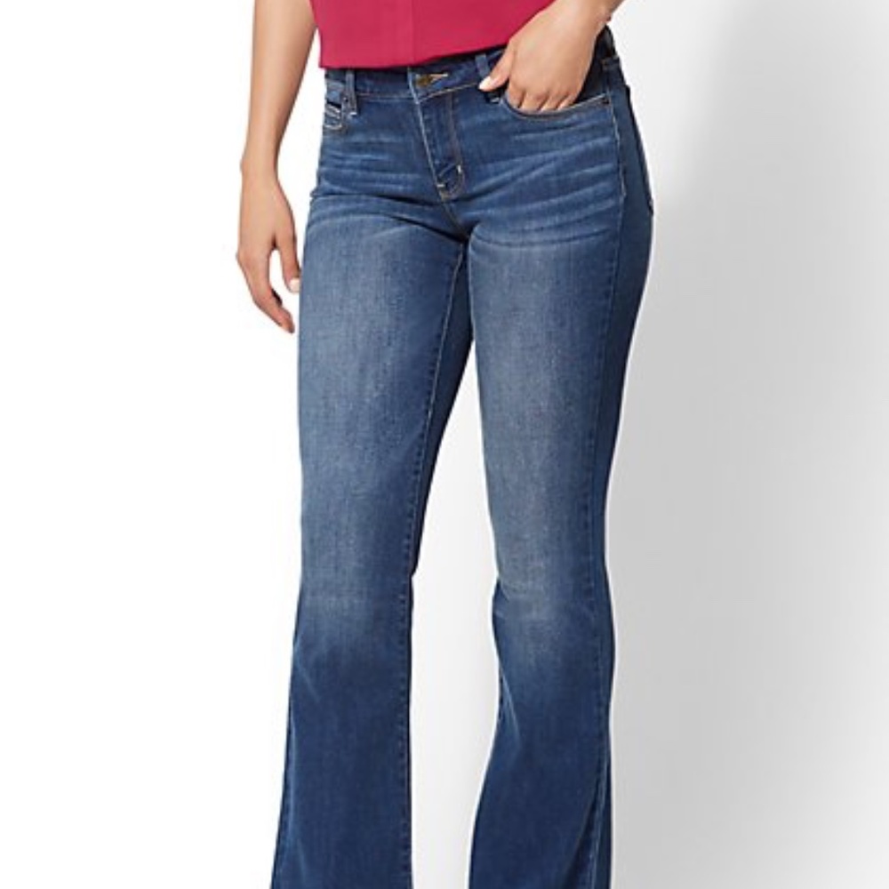 GAP BOOTCUT JEANS